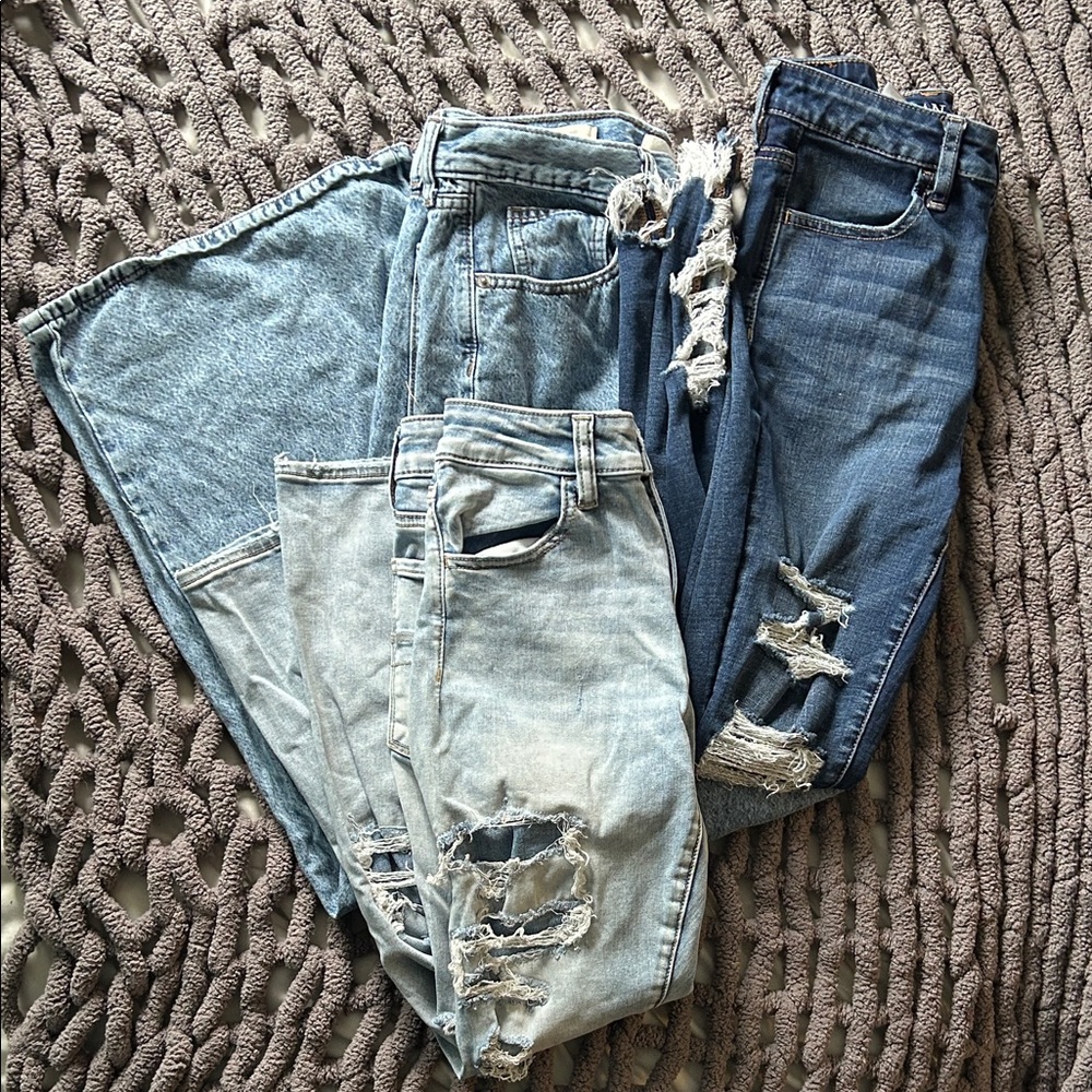 American Eagle Outfitters Women's Jeans - Light and Dark Blue